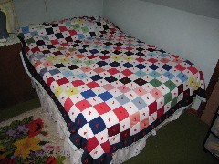 quilt by Julia Kish Dorrough; Mom s Crafts