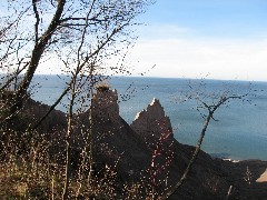 Chimney Bluffs State Park