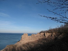 Chimney Bluffs State Park