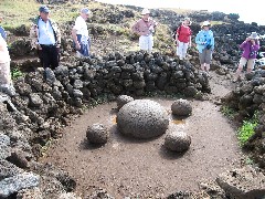 Sergio Rapu; Stephen Bentley; Linda Jasper; Barbara Anderson; Easter Island; Ahu Te Pito Kura