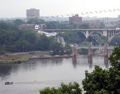 Minneapolis Trips Minnesota; after the bridge collapse over route 35
