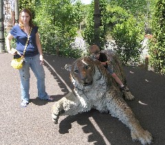Amanda and Spencer Claybuagh at the Columbus Zoo