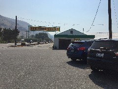 B & B Fruit Stand; Sunnyslope, WA