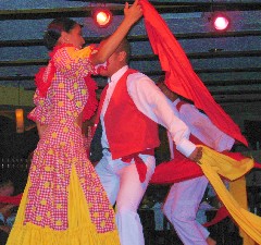 Junius Restaurant Peru South America Trips dancers