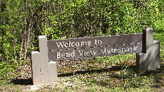 sign Welcome to Bend View Metropark; BT