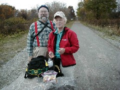 Dan Dorrough; Lyn Jacobs; Hiking Day Trips Lehigh Valley Trail