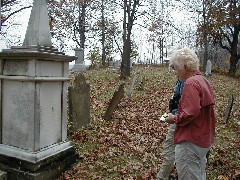 Lyn Jacobs; cemetary