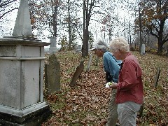 Lyn Jacobs; cemetary