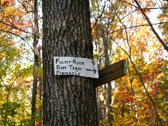 Appalacian Trail Pennsylvania; sign to Pulpit Rock and Pinnacle Point