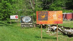 Virginia Creeper Trail, VA
signs The Damascus Brewery
Damscus Diner
Wicked Chicken Tavern