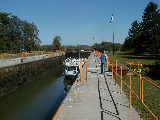 Hiking Erie Canal Palymra lock