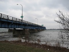 CT12 Conservation Trail Hiking Niagara River