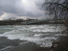 Conservation Trail Hiking; Niagara river