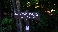 IAT
sign Skyline Trail