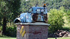 truck statue ; IAT, WI