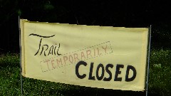 sign Trail Temporarily Closed